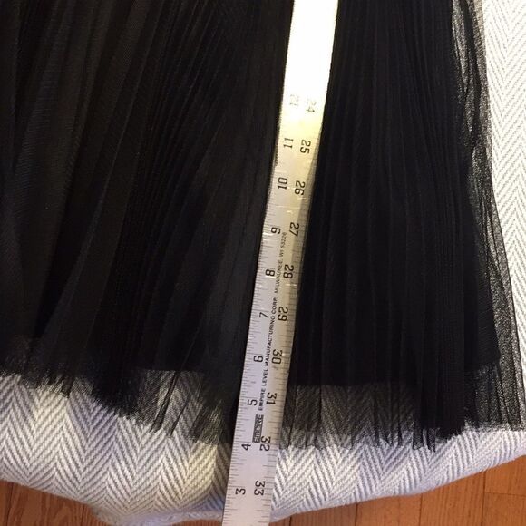 TRIXXI JUNIORS SZ 3  Dress, party dress Pit to Pit 14" FLOWY ON BOTTOM - Picture 6 of 11